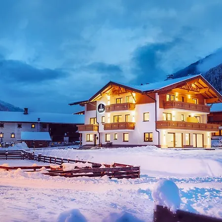 公寓 Stoanmandl Wohlfuehlappartements 施图拜河谷新施蒂夫特