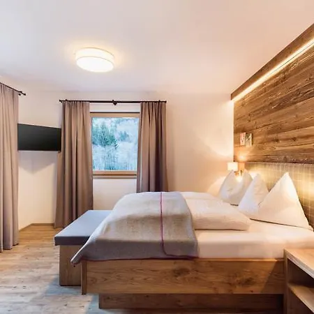 Stoanmandl Wohlfuehlappartements Apartment Neustift im Stubaital